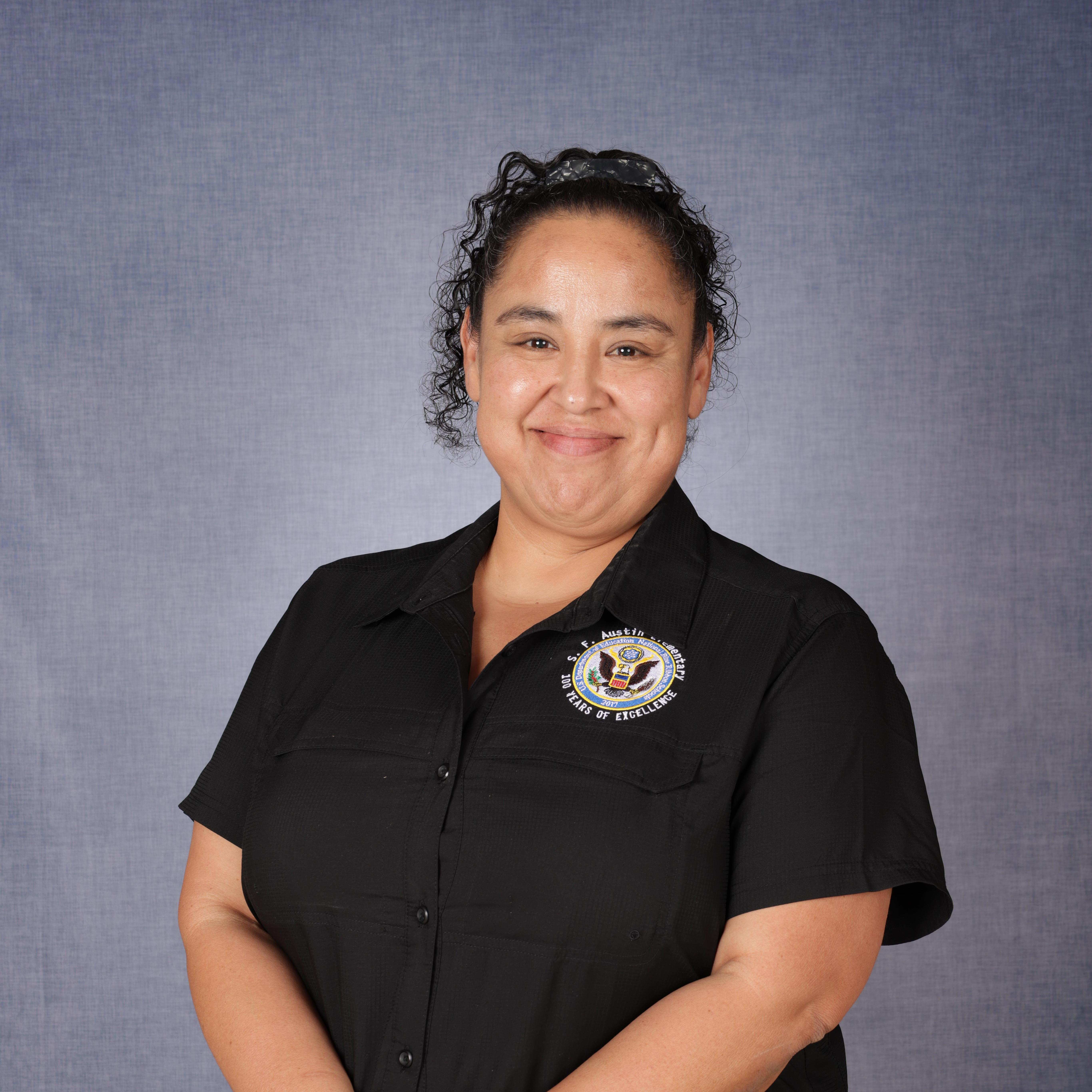 MirnaBarrios's Profile Photo