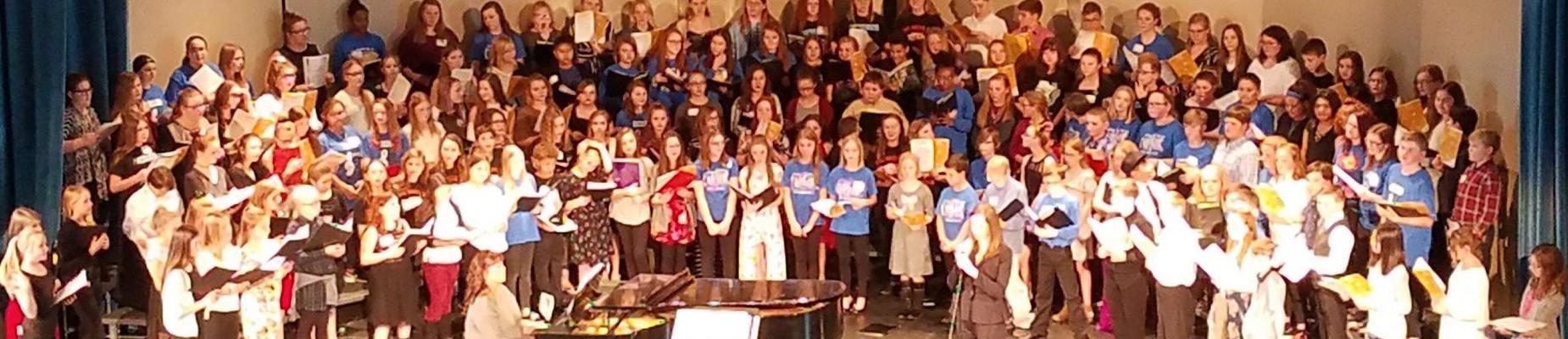 IS Choir performs at UCM