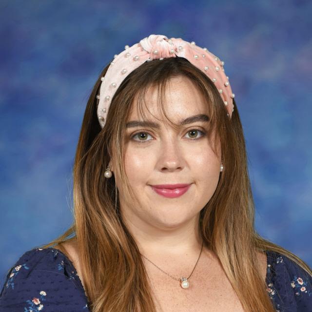 AdrianaAlfonso's Profile Photo