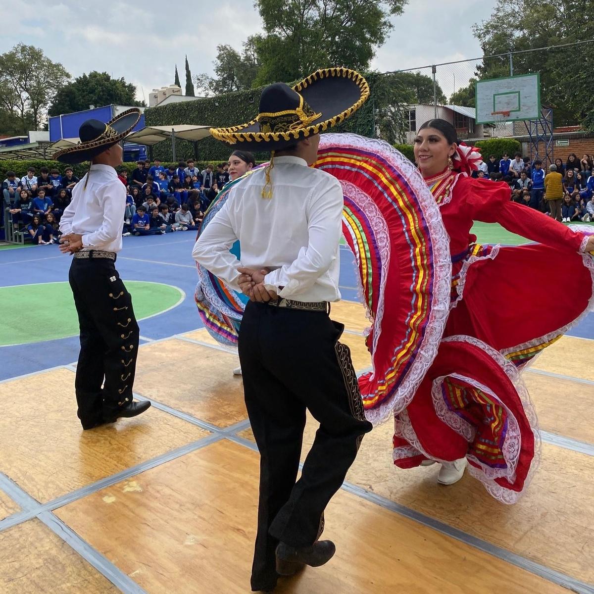 Día de la Identidad Nacional
