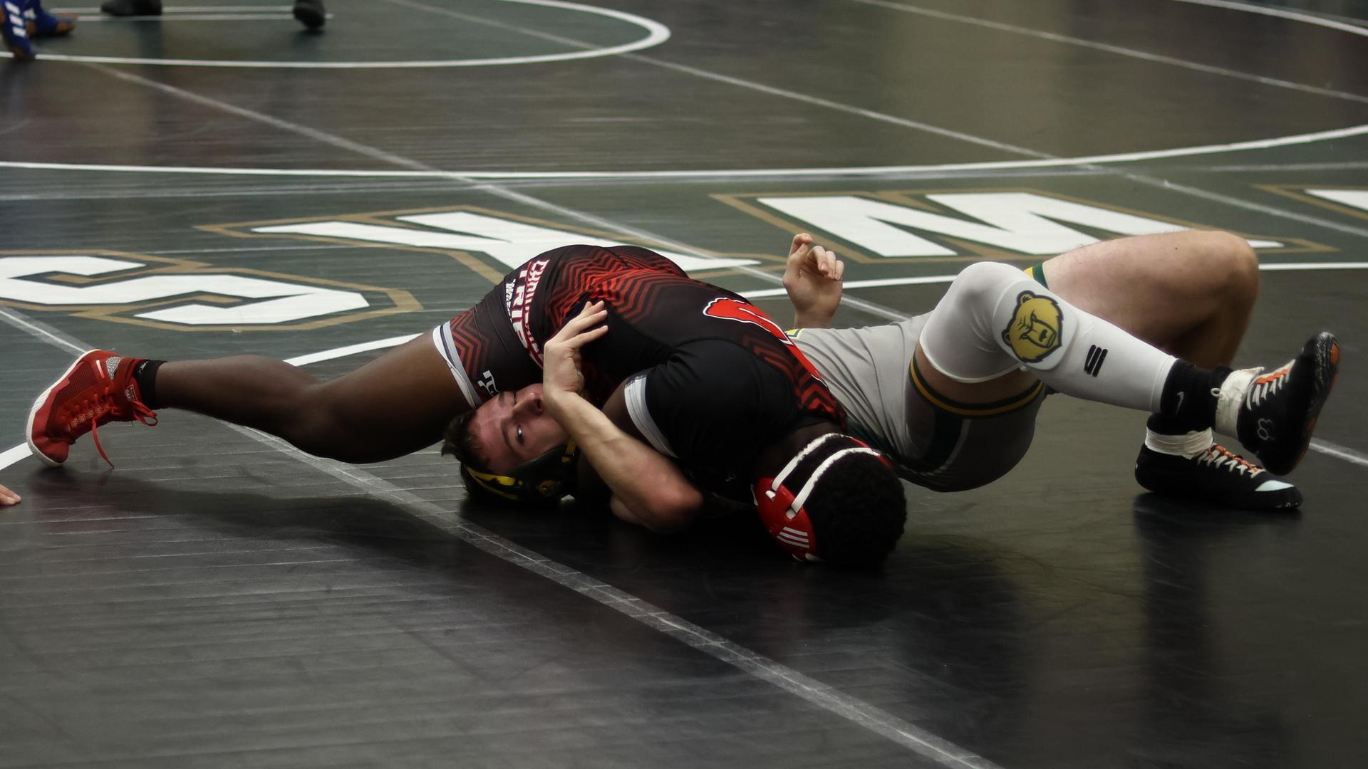 boys wrestling at liberty duals