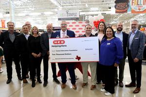 H-E-B Donation to CEF with Leadership Team