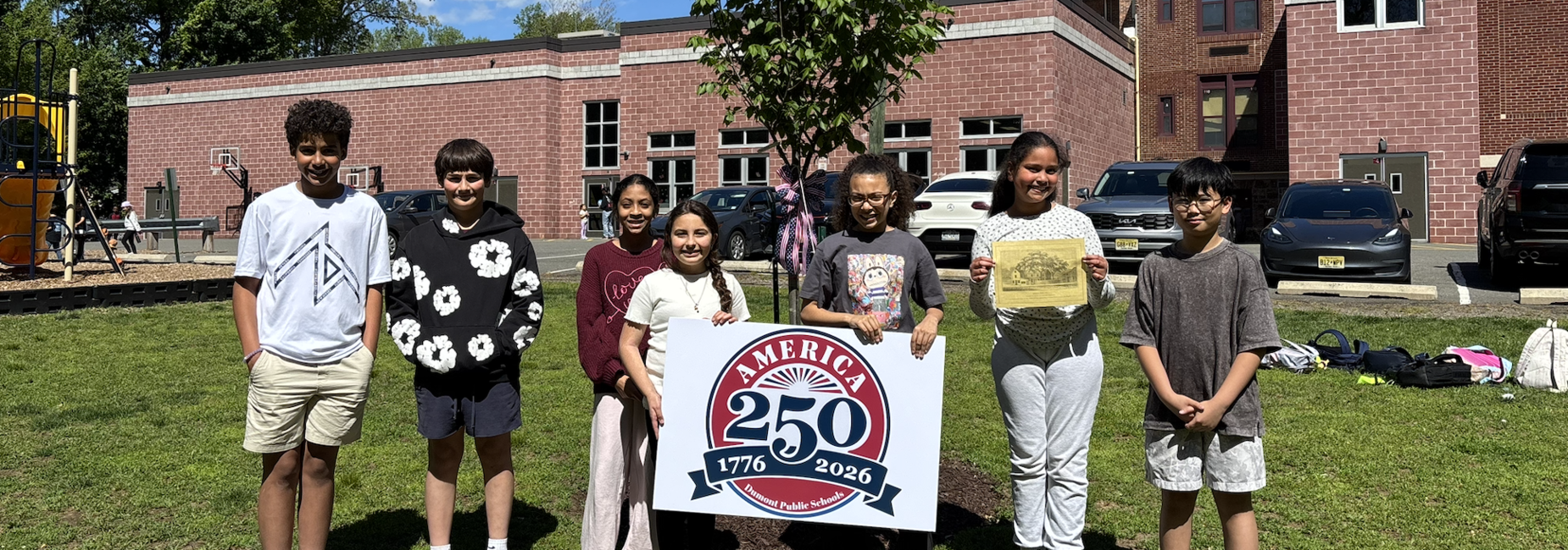 Lincoln School Student Leaders celebrating America's 250 year anniversary