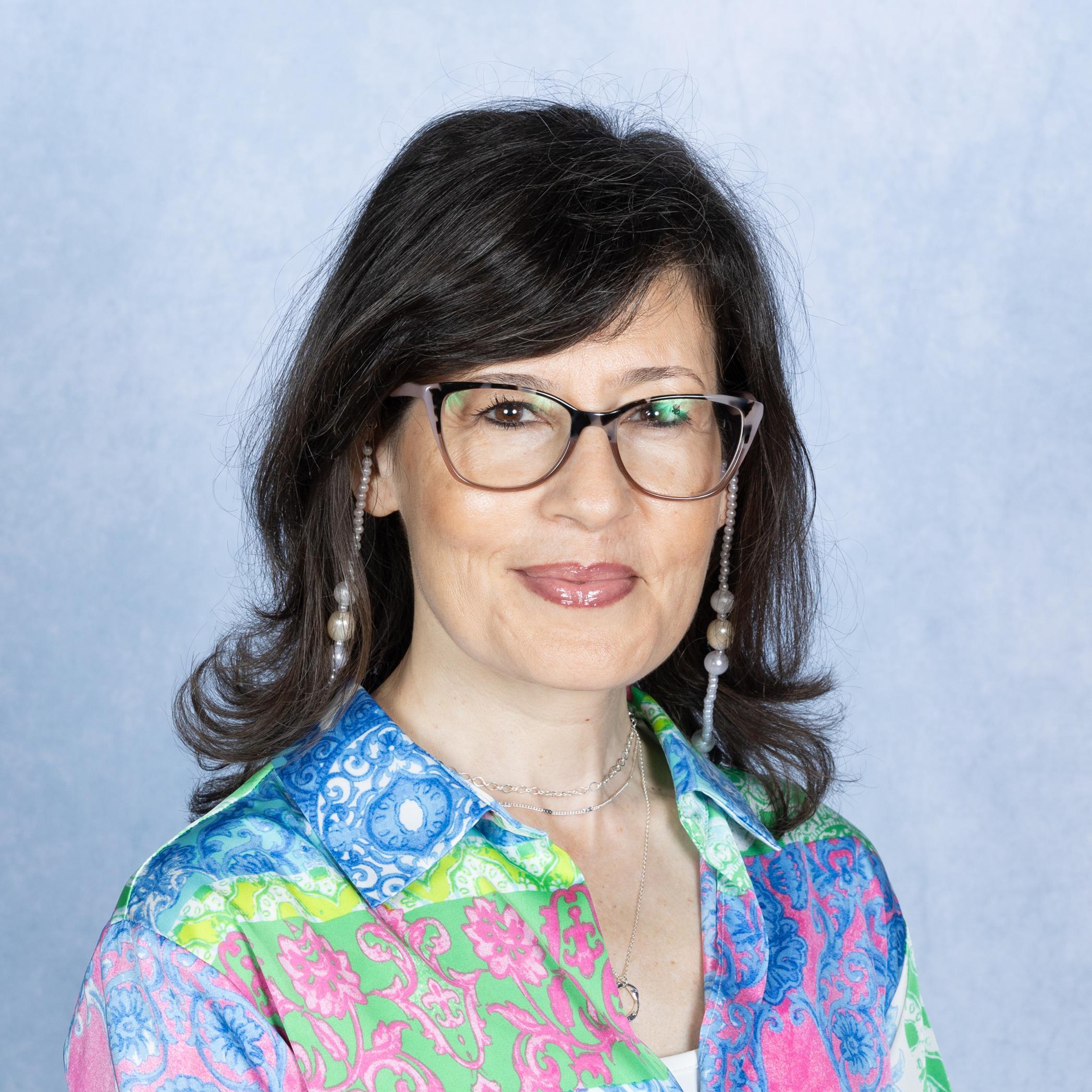 AlineGhavafian's Profile Photo