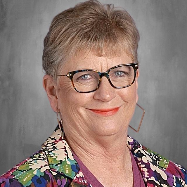 SandyNeuendorff's Profile Photo