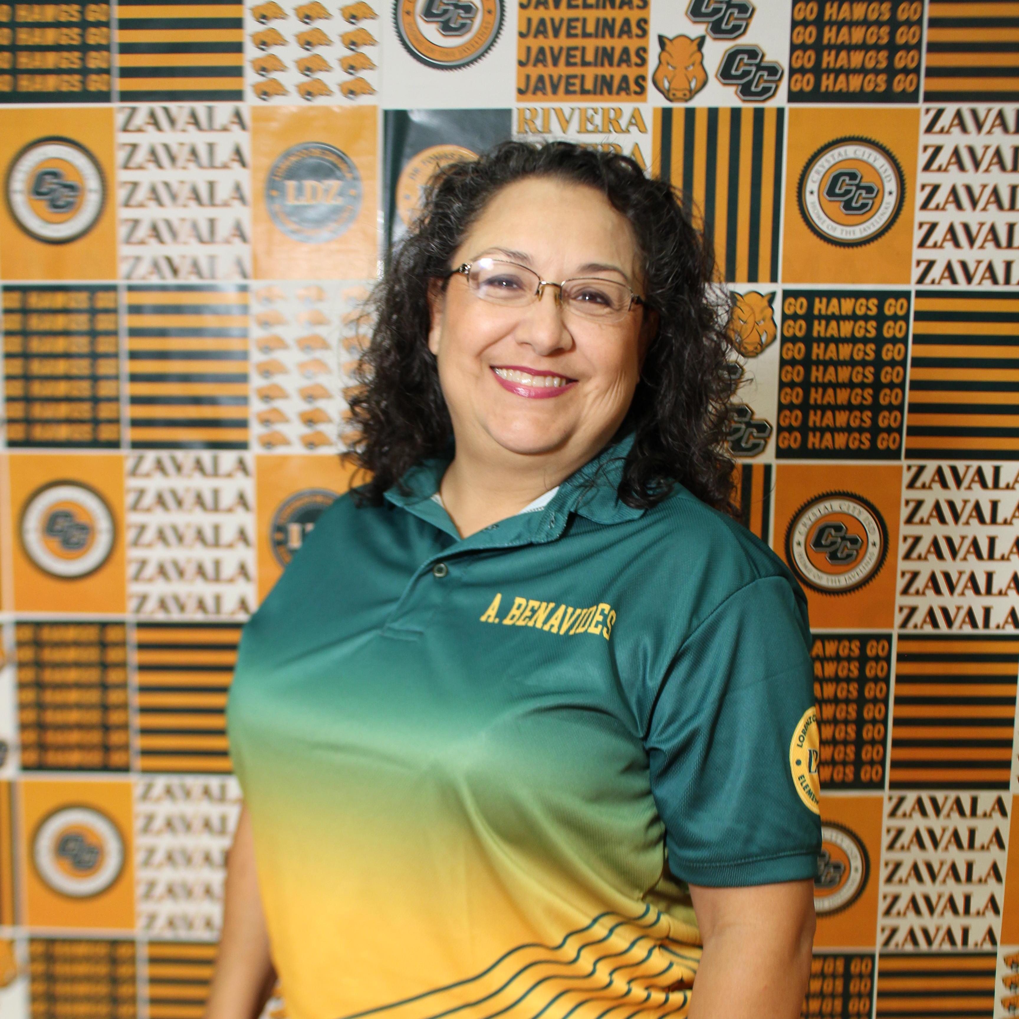 AidaBenavides's Profile Photo