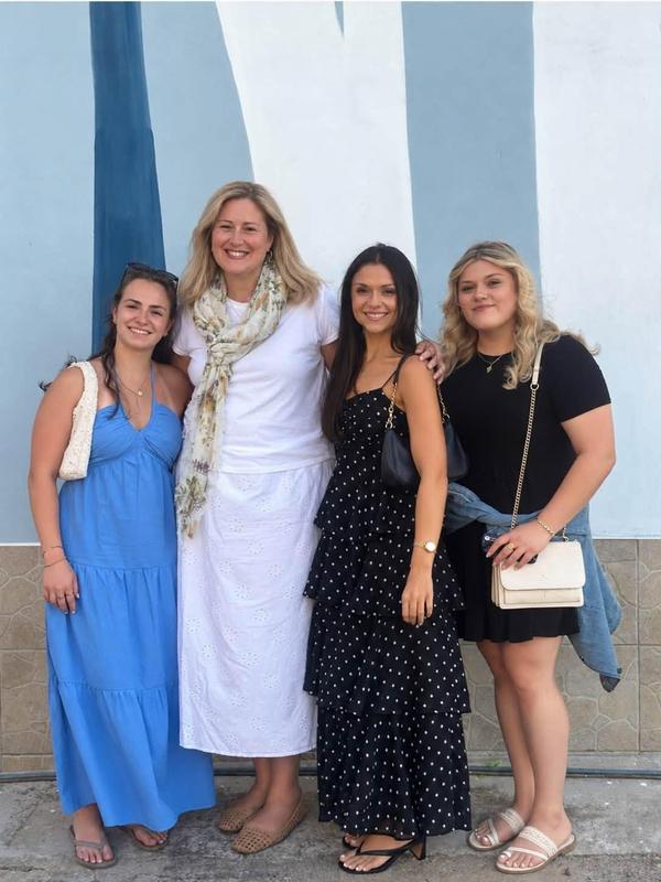 loretta, gina, ava, victoria