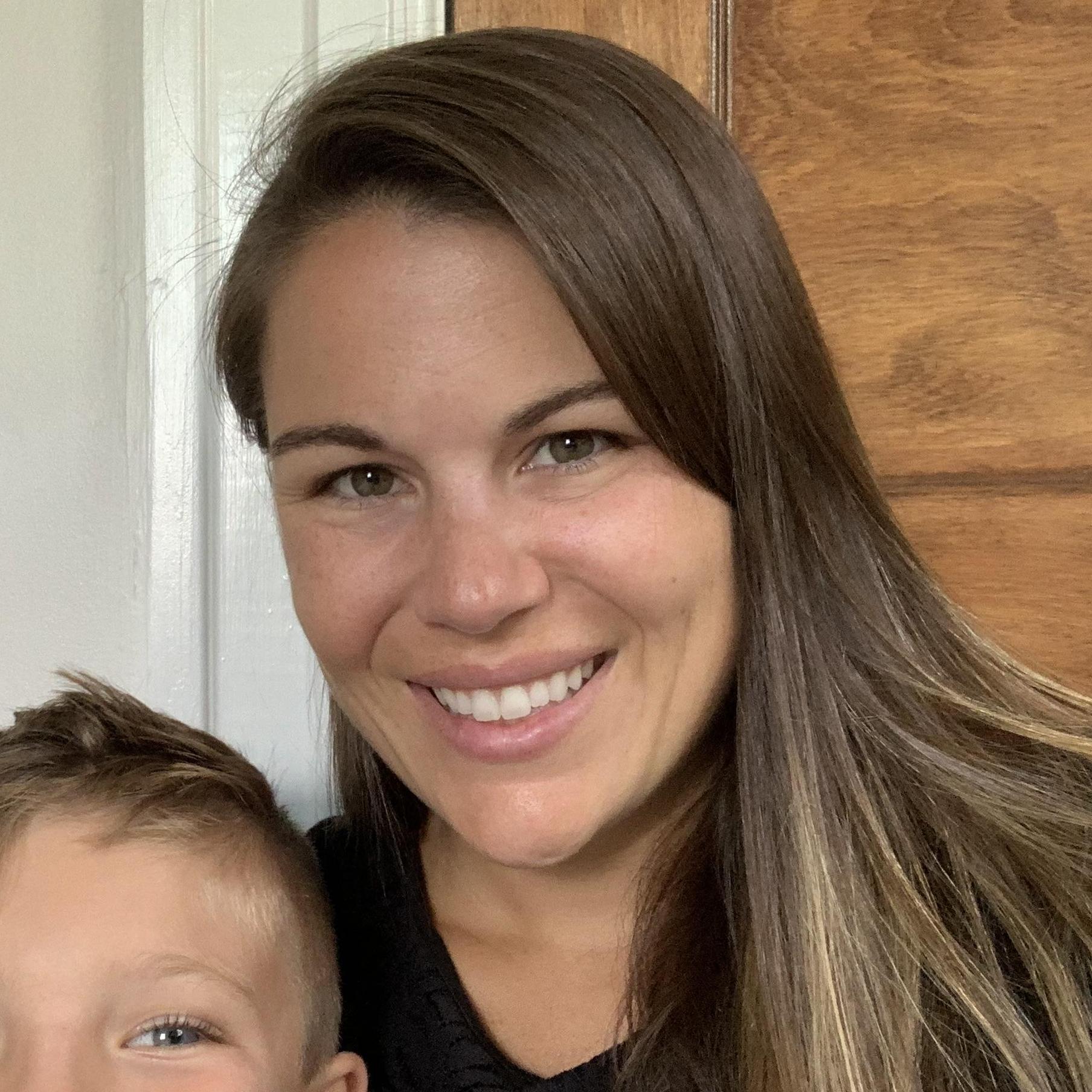 JuliePone's Profile Photo