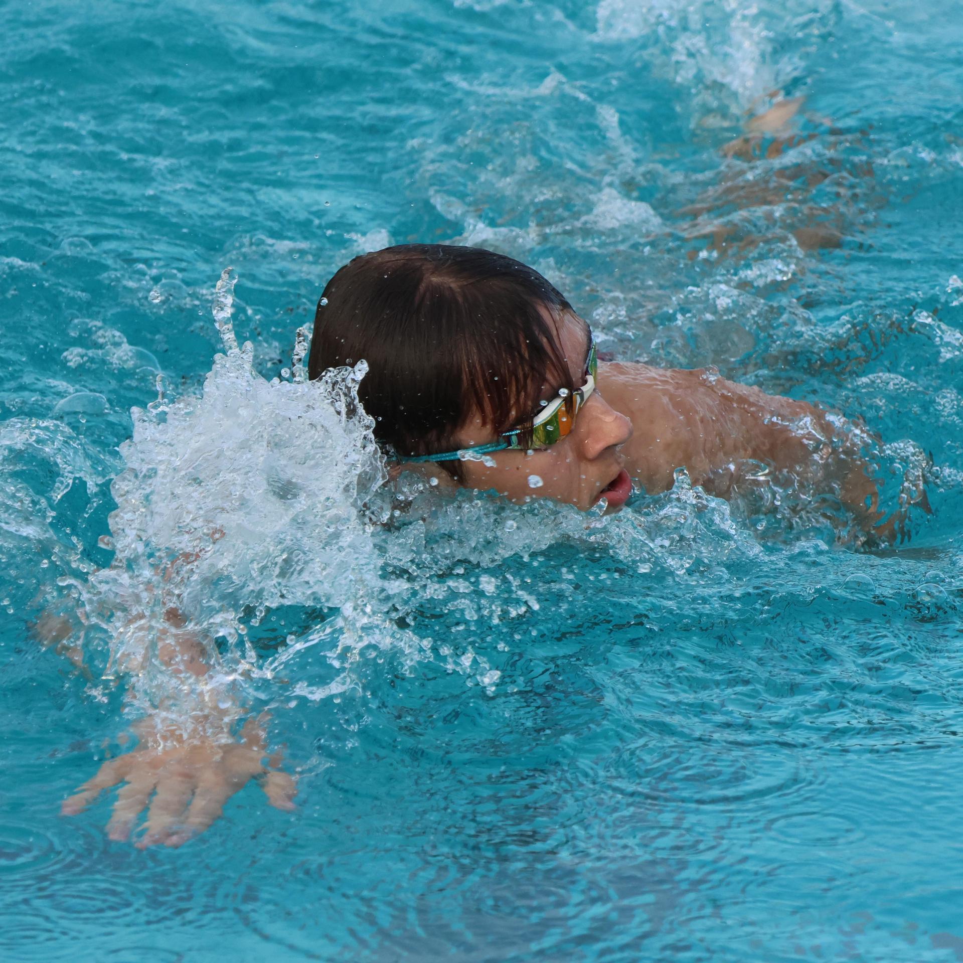 Everett Dunn swimming