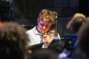 Students perform in the Woodland Hills band