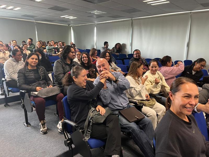 Así fue nuestra primera charla para Madres y Padres de Familia
