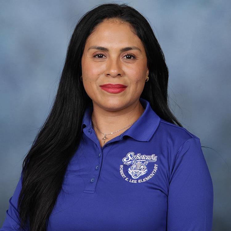 IsabelMenchaca's Profile Photo