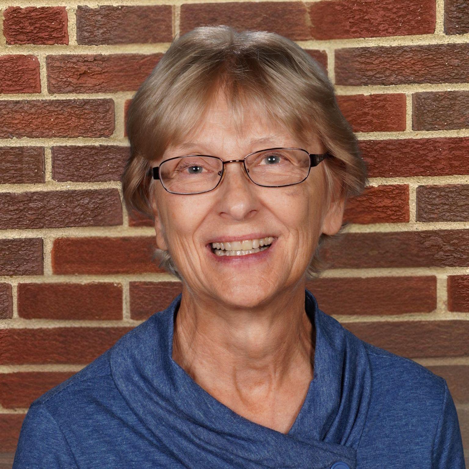 SandyKovacs's Profile Photo