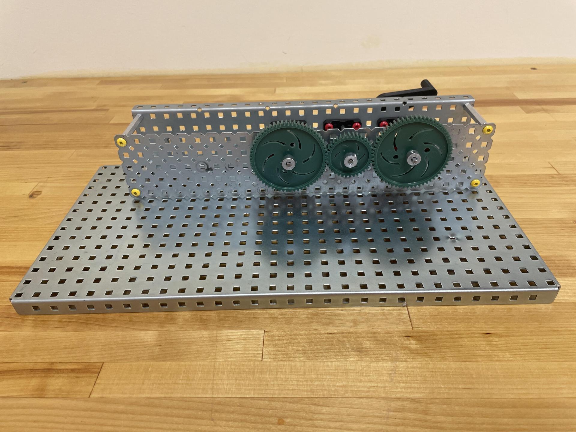 Simple Gear Train with Idler Tyler Williamson Lone Star Middle School