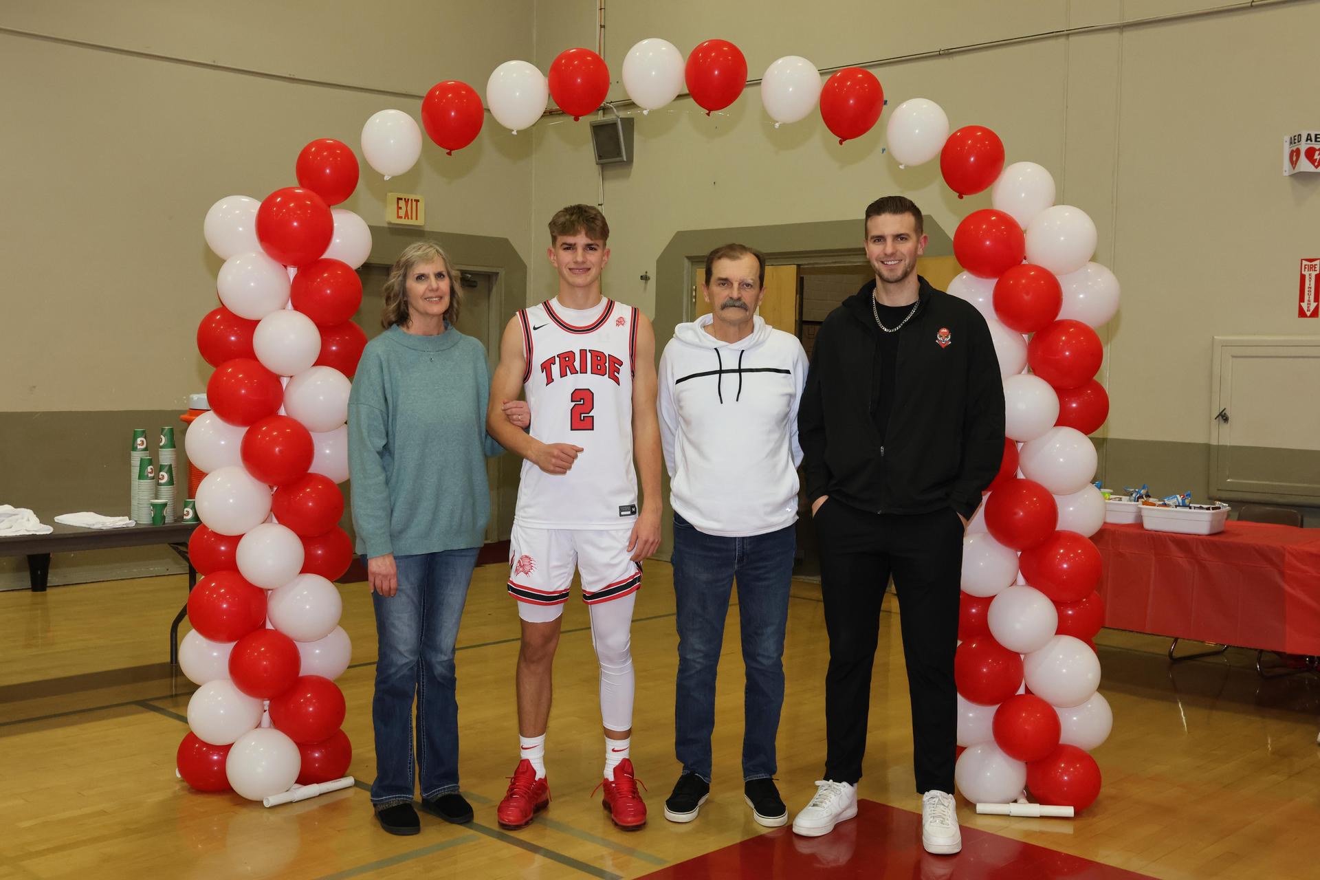 seniors posing with their escorts