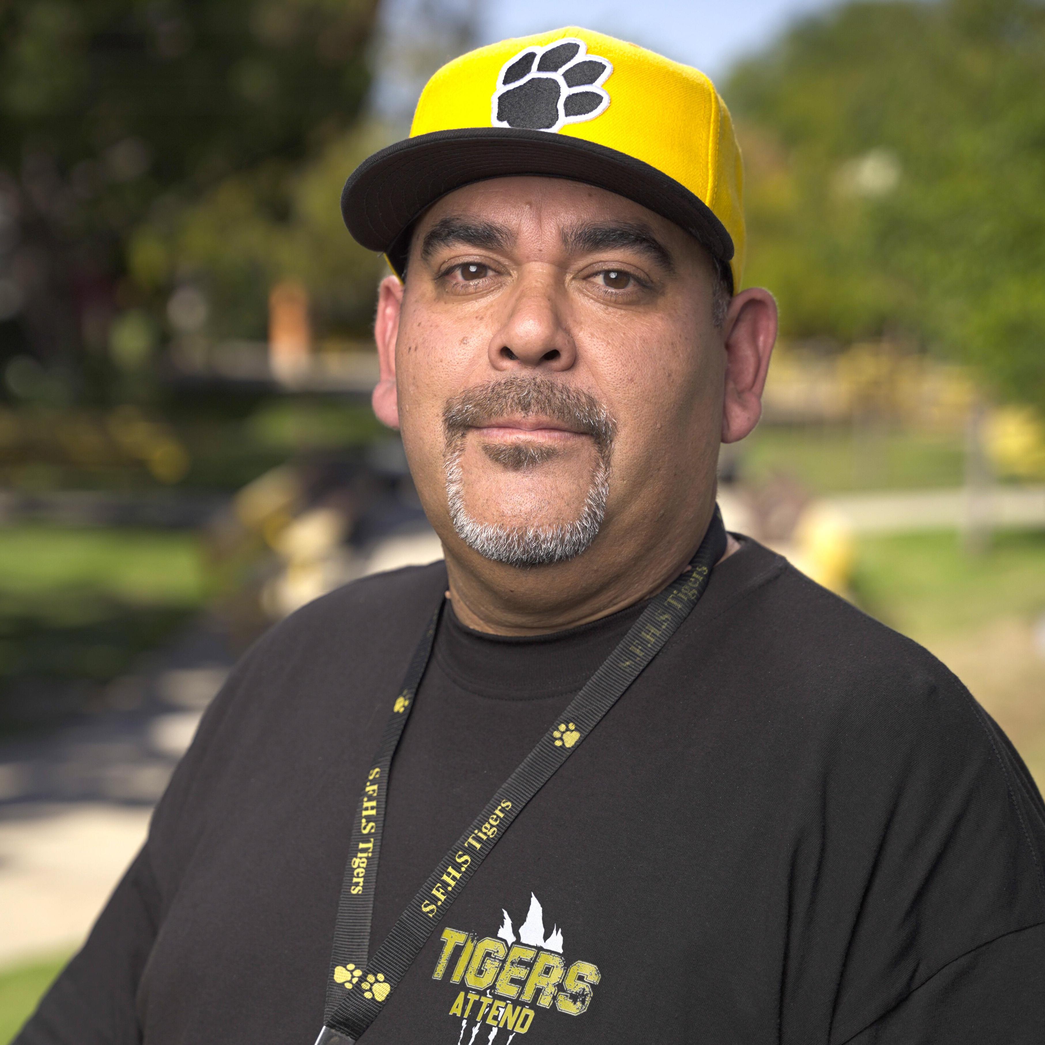 RobertPalomarez's Profile Photo