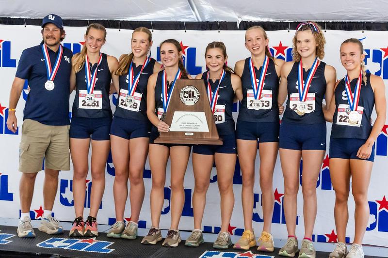 Smithson Valley HS Girls Cross Country Team at State Meet 2025
