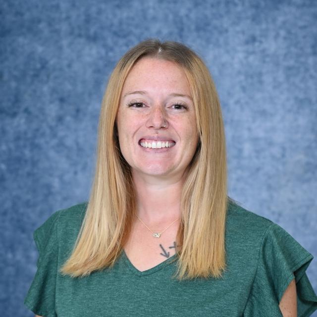 AnnaCarnes's Profile Photo