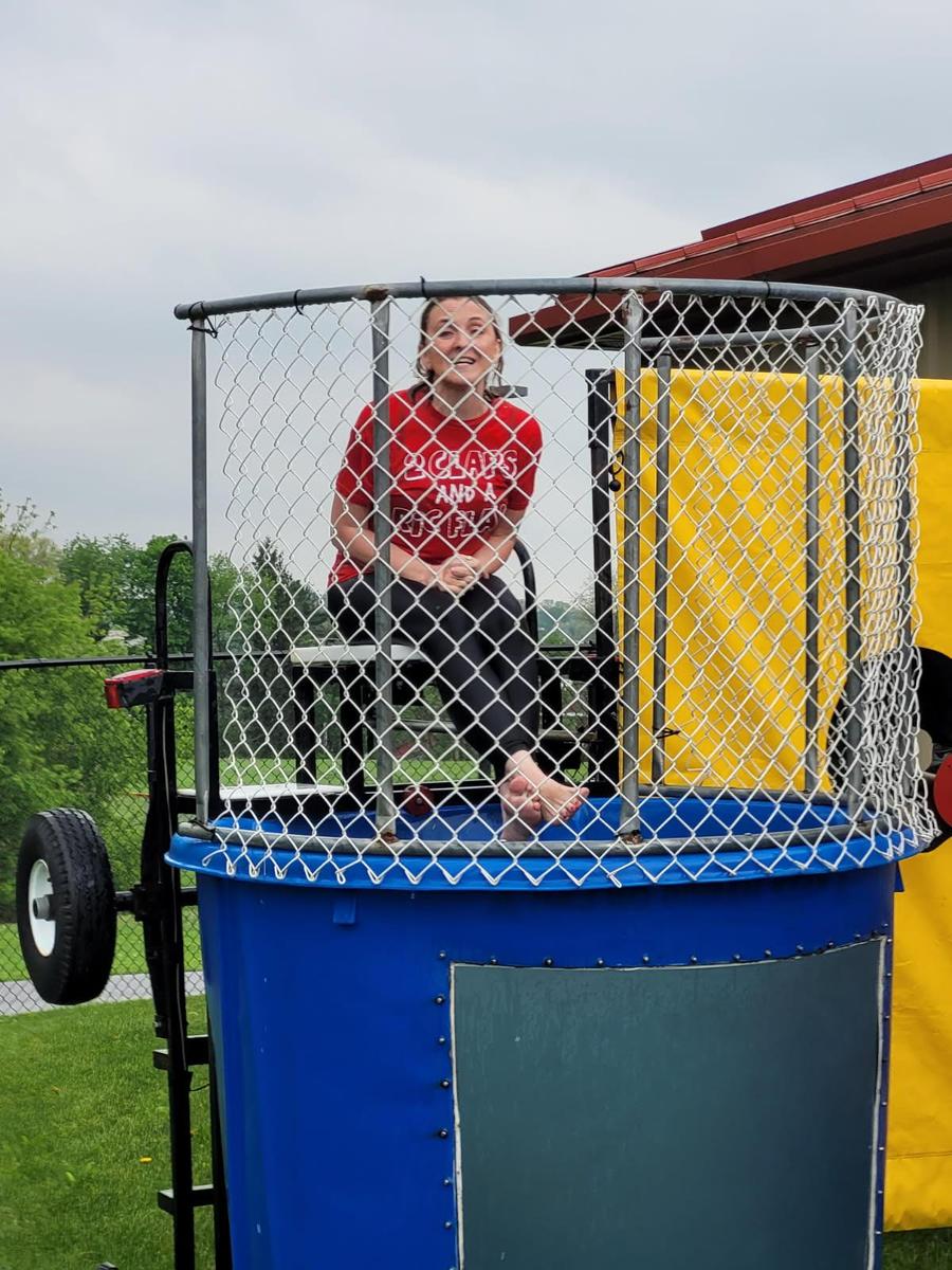 dunk tank
