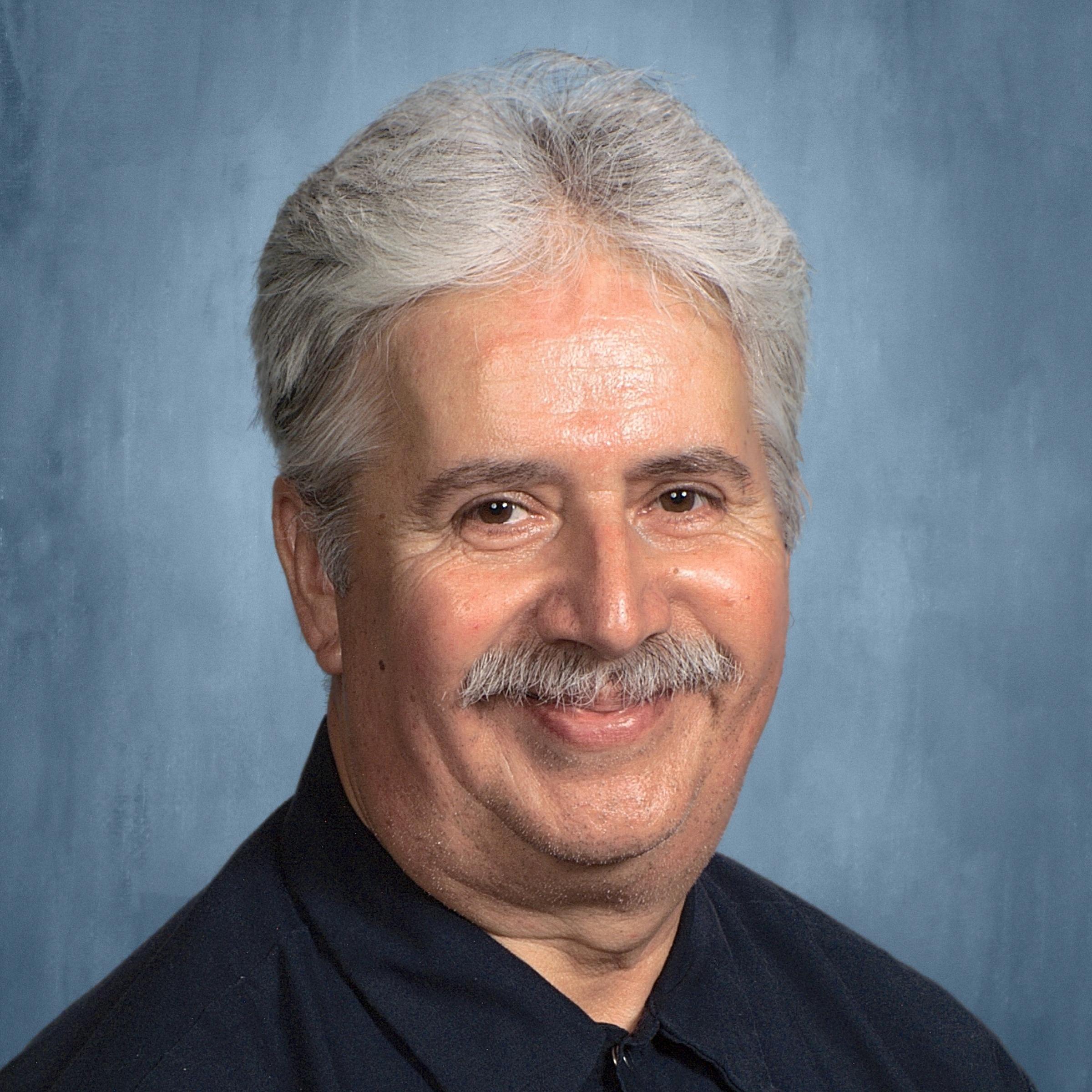 EverardoMorones's Profile Photo