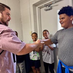 proper hand shake