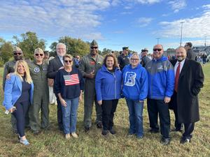 Image of school administrators, board members, Bensalem mayor and 3 military leadership