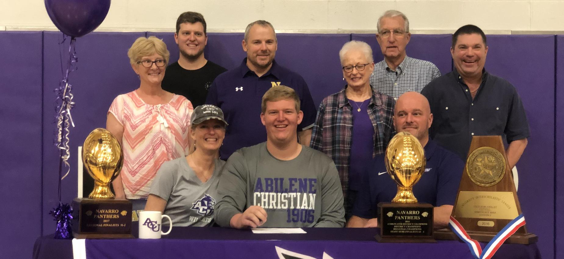 Student signing college intent