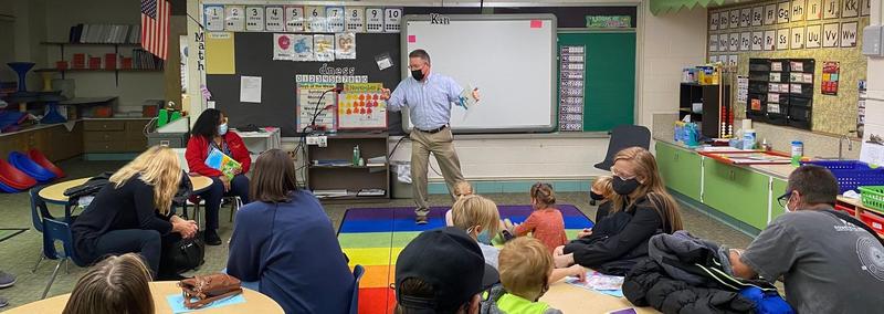 TJ Hosts Family Reading Night Featured Photo