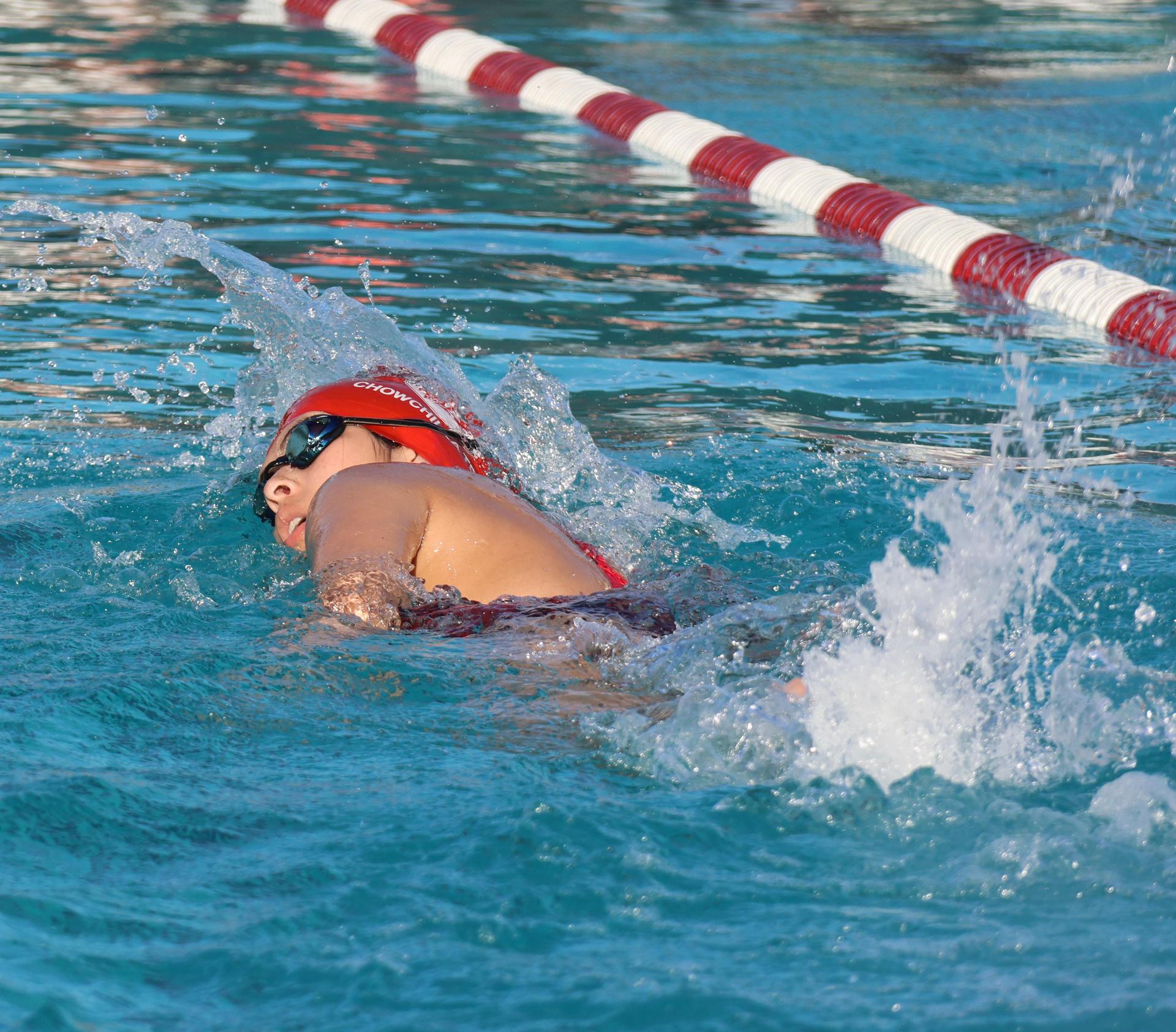 Gaby Christiansen swimming