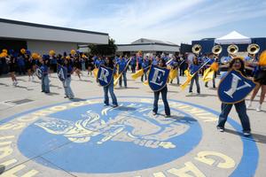 Garey High Kicks Off Cafecito Con Libros! - image for web