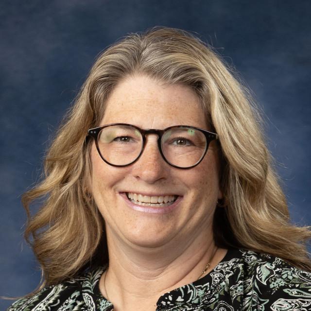 KariVang's Profile Photo
