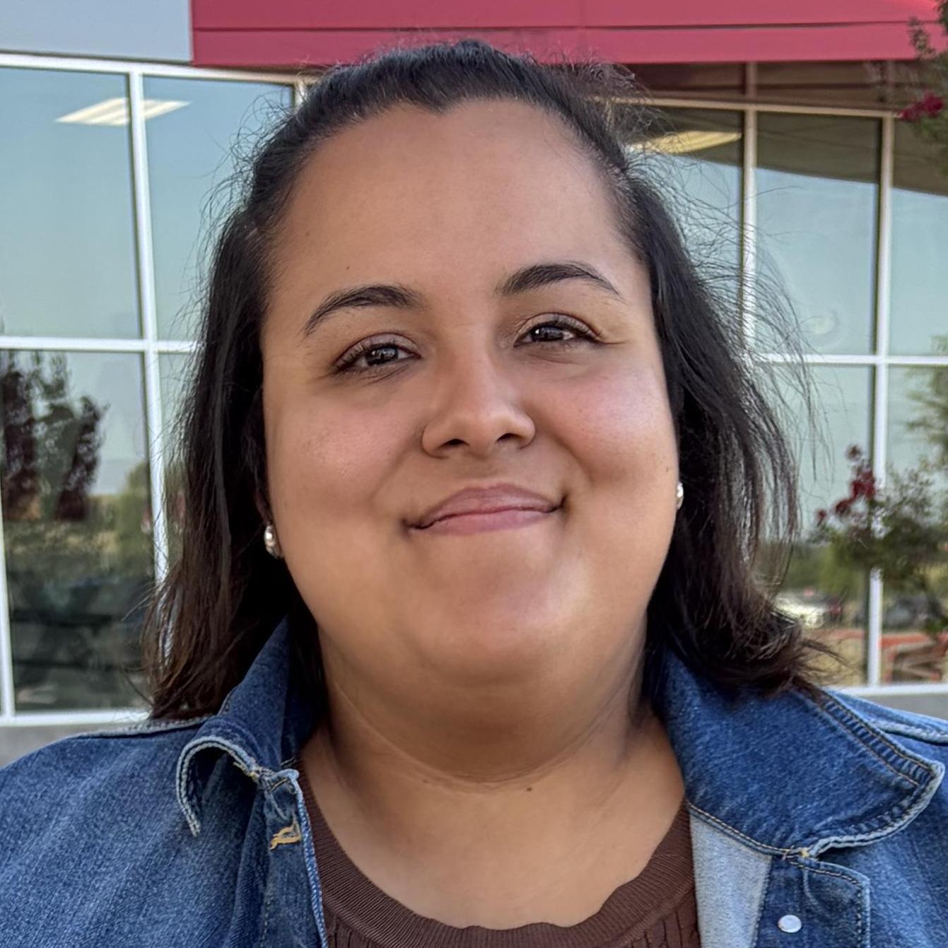 DianaHuerta's Profile Photo