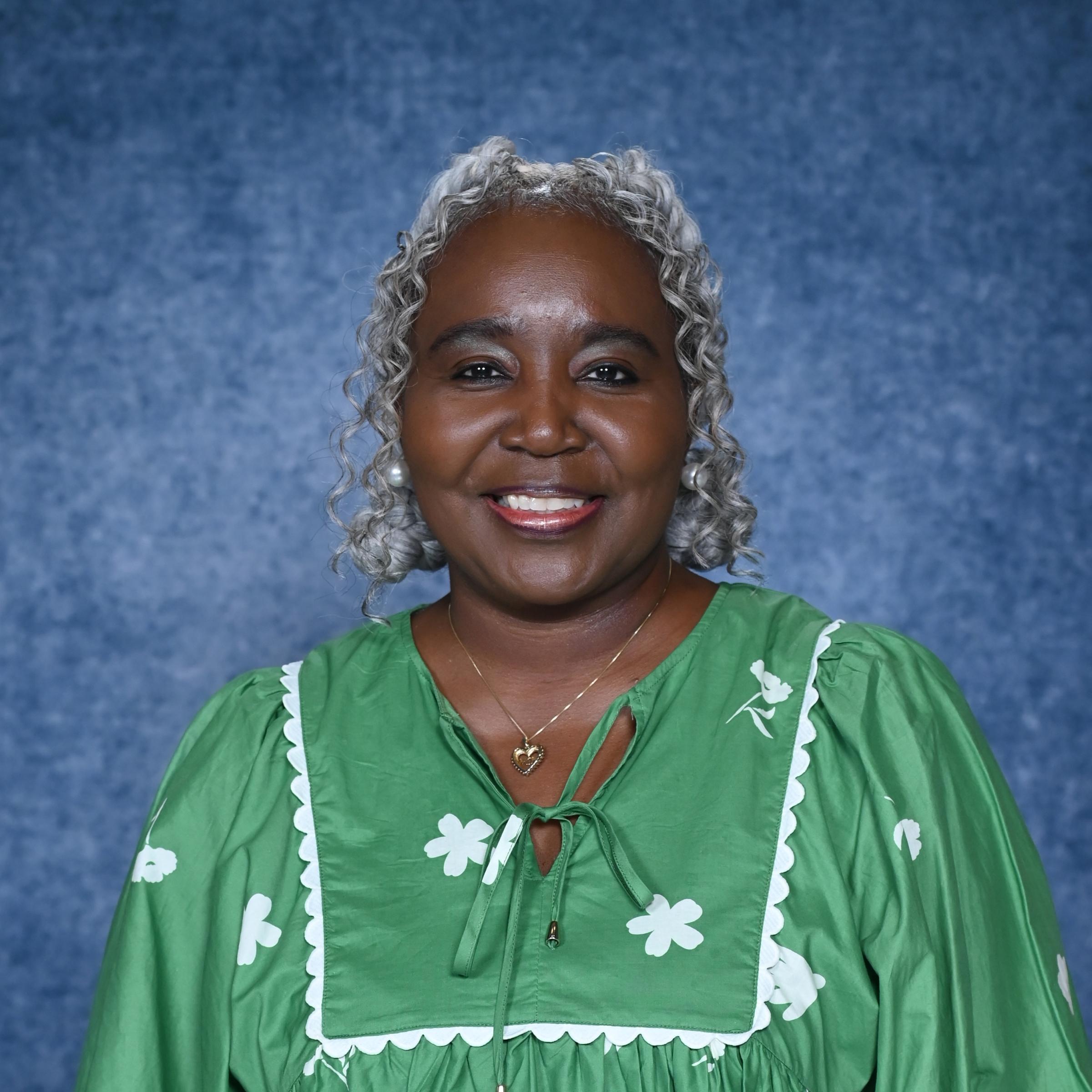 MonicaYoung's Profile Photo