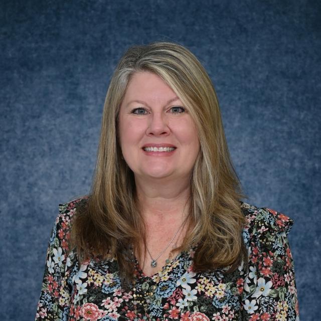 JuliePurvis's Profile Photo