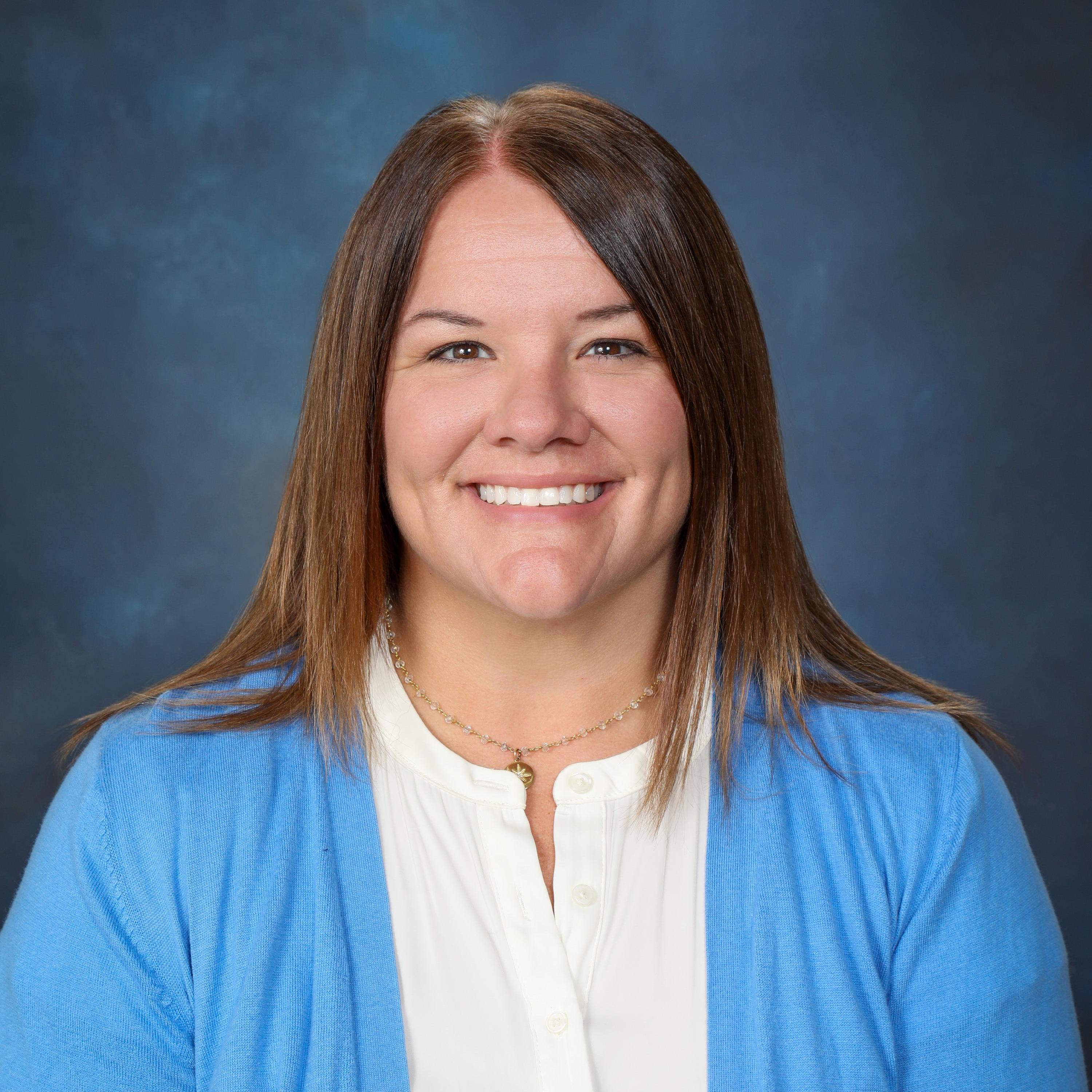 CourtneyHowell's Profile Photo