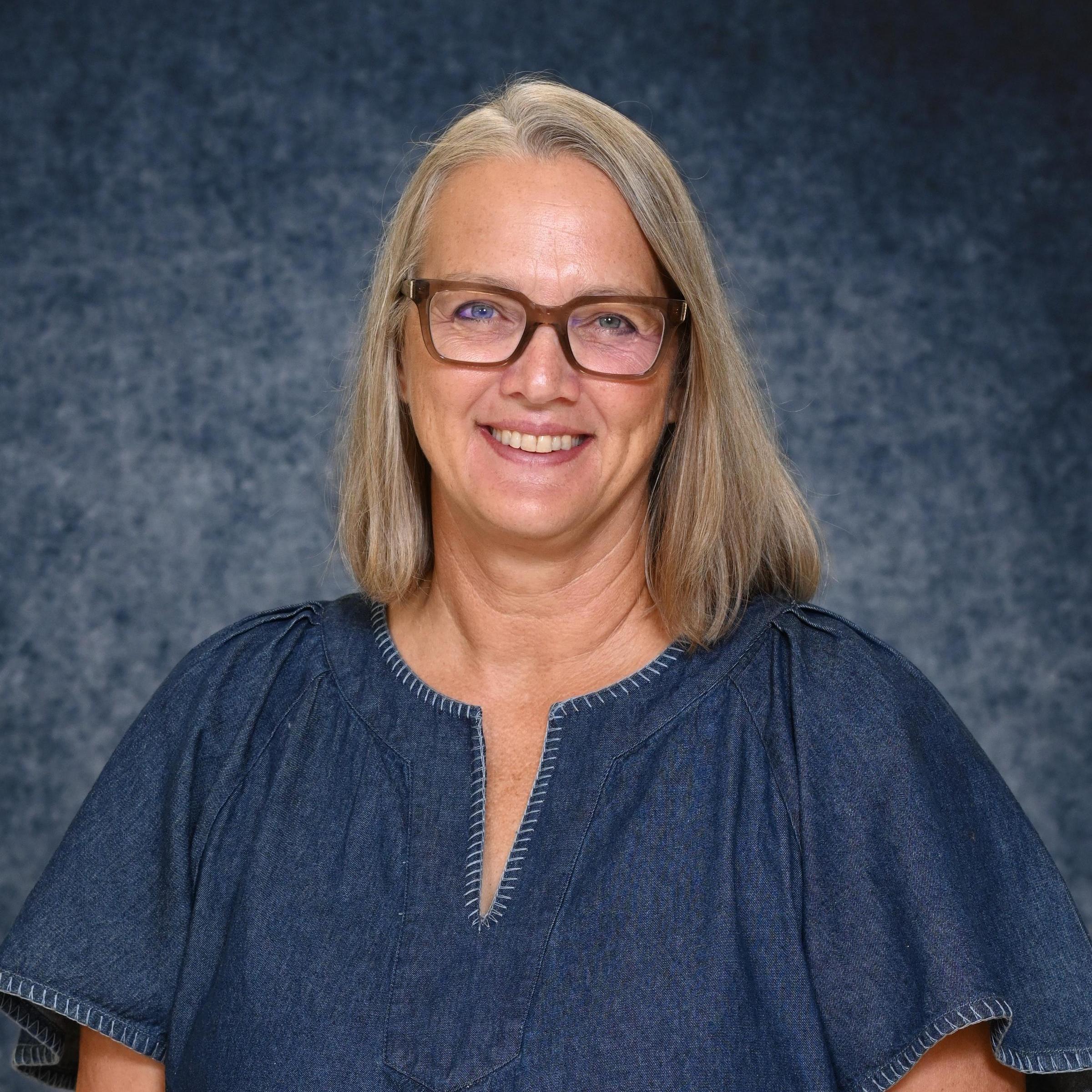 NancyDownard's Profile Photo