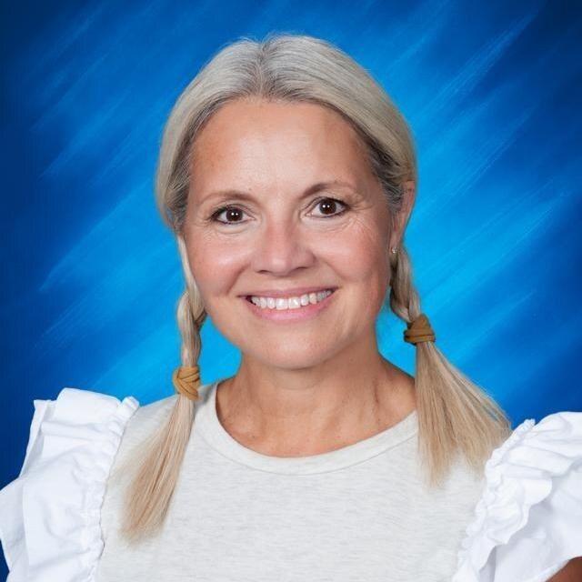 TinaGrenier's Profile Photo