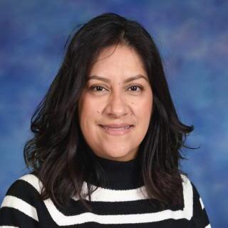 IsabelFlores's Profile Photo