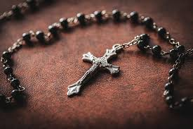 Please pray the Rosary with Paramus Catholic Featured Photo