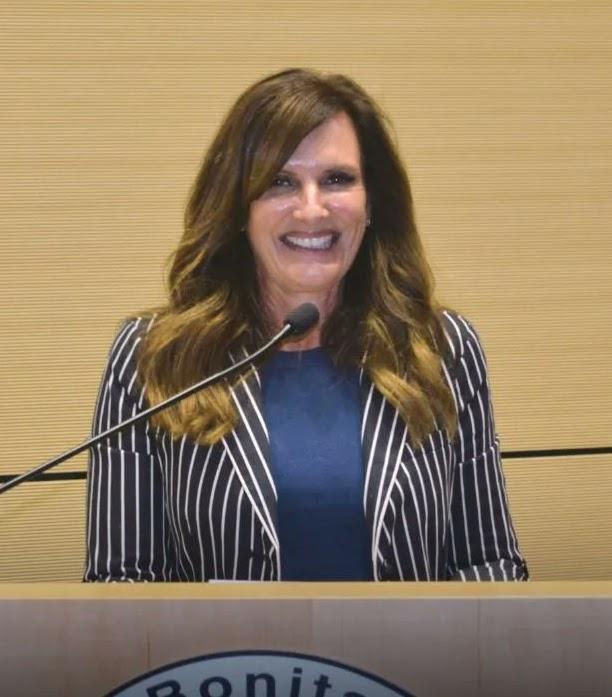 Picture of Anne Neal