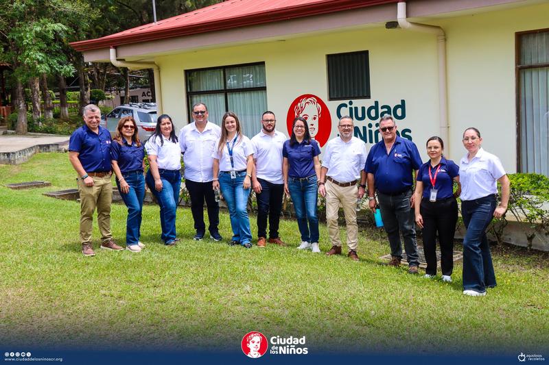 Personeros de DESAF conocen de cerca la labor integral de la Ciudad de los Niños Featured Photo