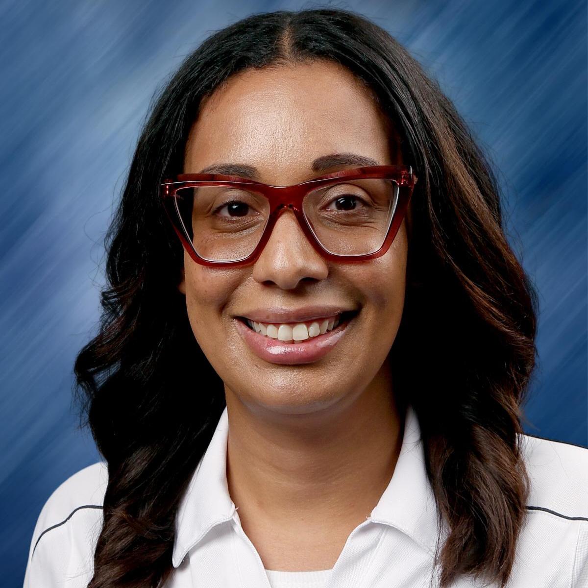 IrisReyes's Profile Photo