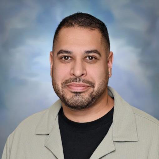 DaviePadilla's Profile Photo