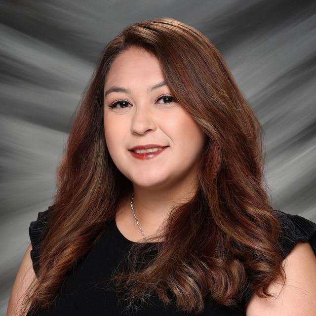 EvelynVazquez's Profile Photo