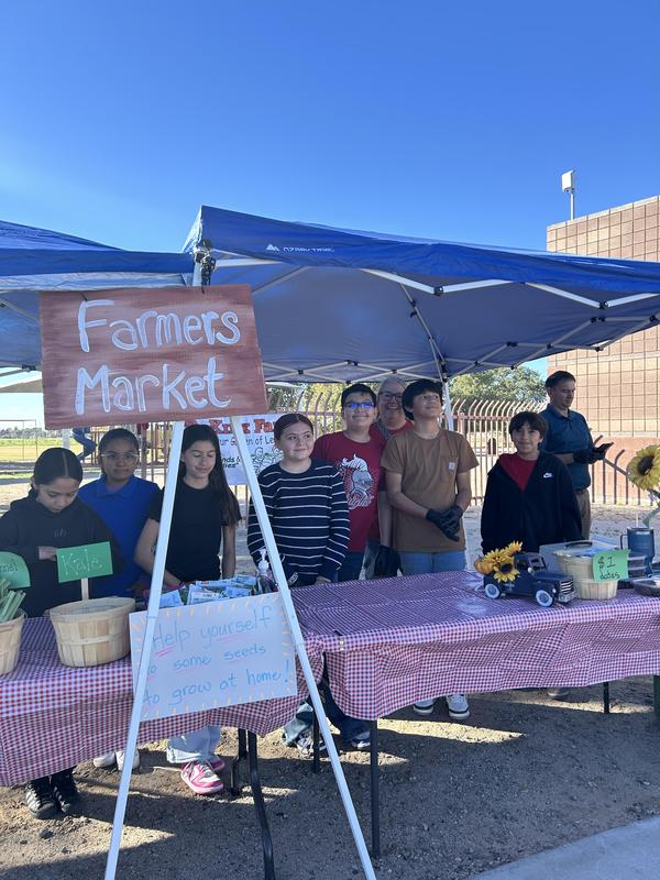 Yuma Sun- Knox Farm's Farmers Market Featured Photo