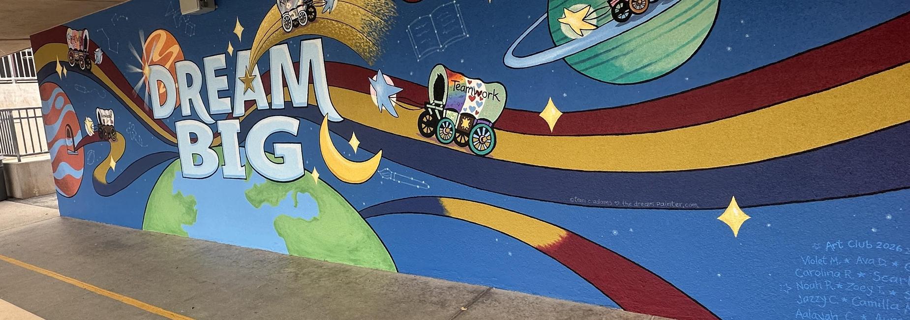 Quad mural