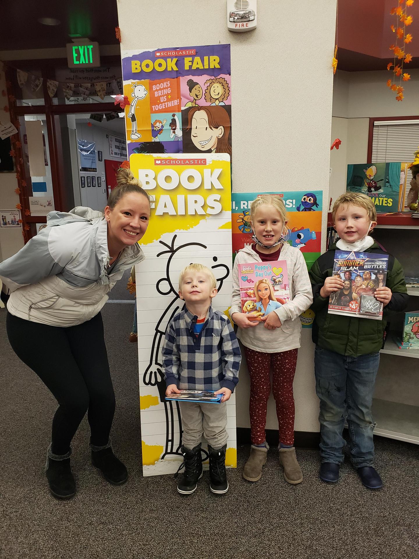customers of the book fair