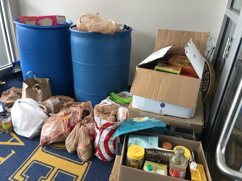 Seton Catholic, SW Washington schools collect food for our community! Featured Photo