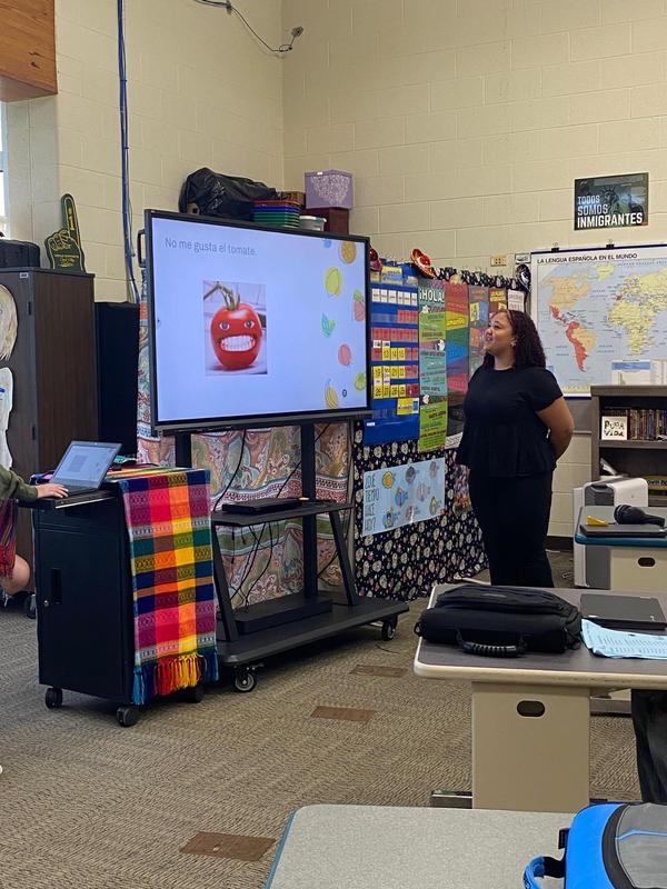 Eighth grade Español at CCMS