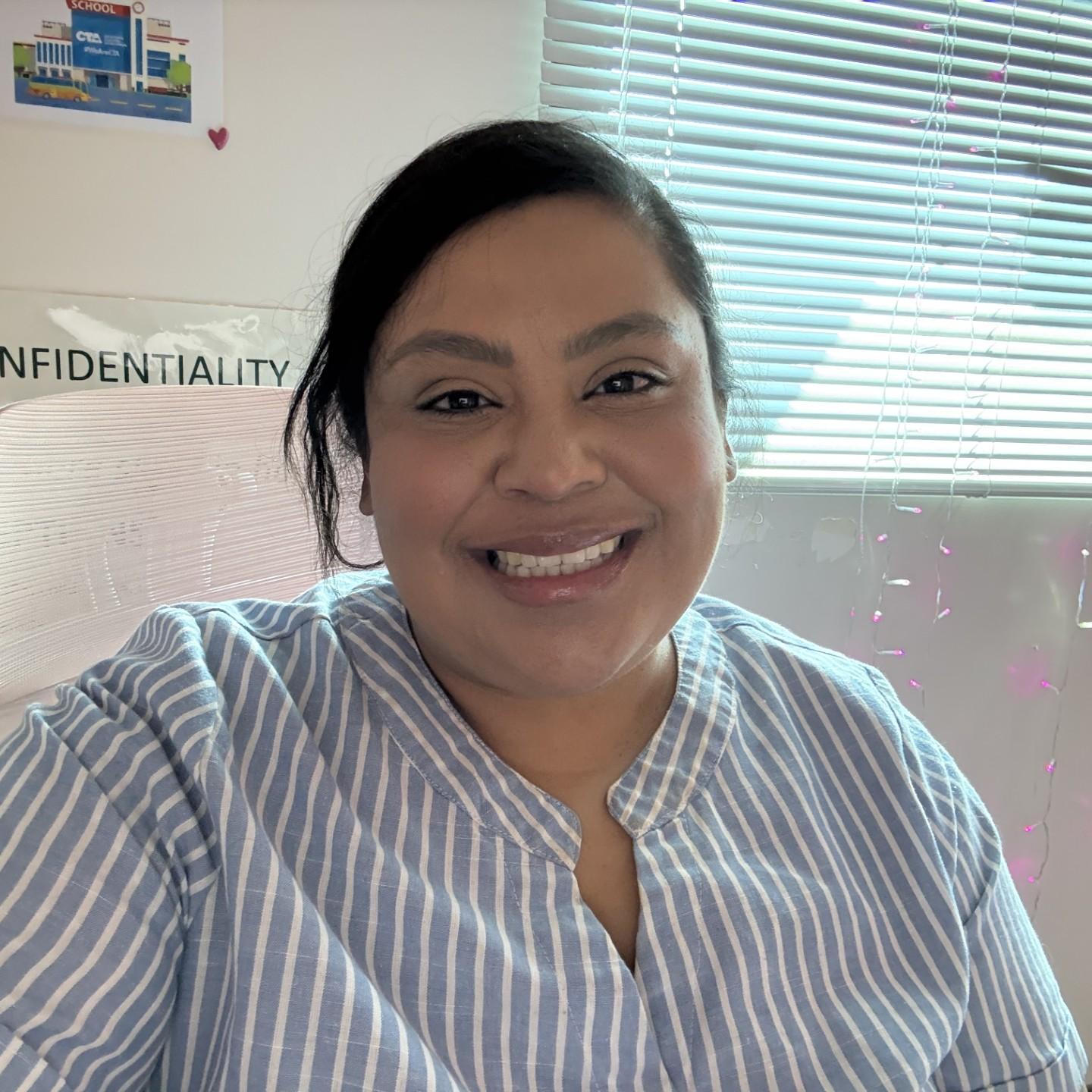 EvelynAlfaro-Macias's Profile Photo